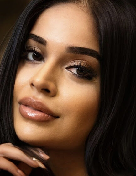 ليديا: بناء هوية بوب عالمية بين الثقافات