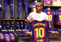حمل الرقم 10 في برشلونة.. لامين يامال يحلم بدوري الأبطال وكأس العالم